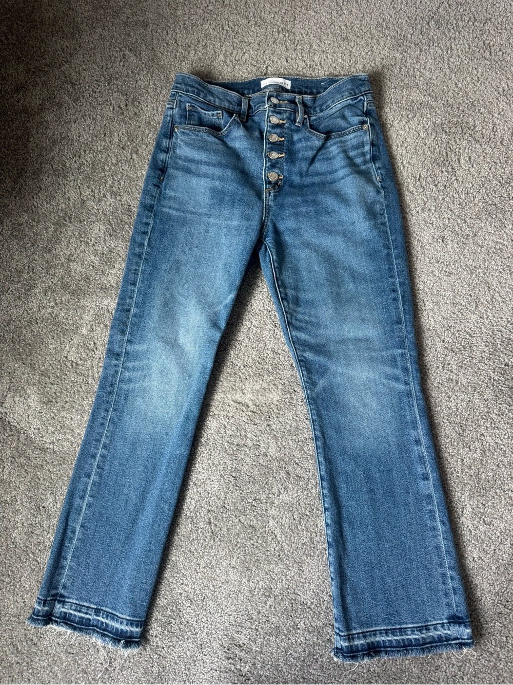 High-Rise Button-Fly Women's Jeans in Medium Blue